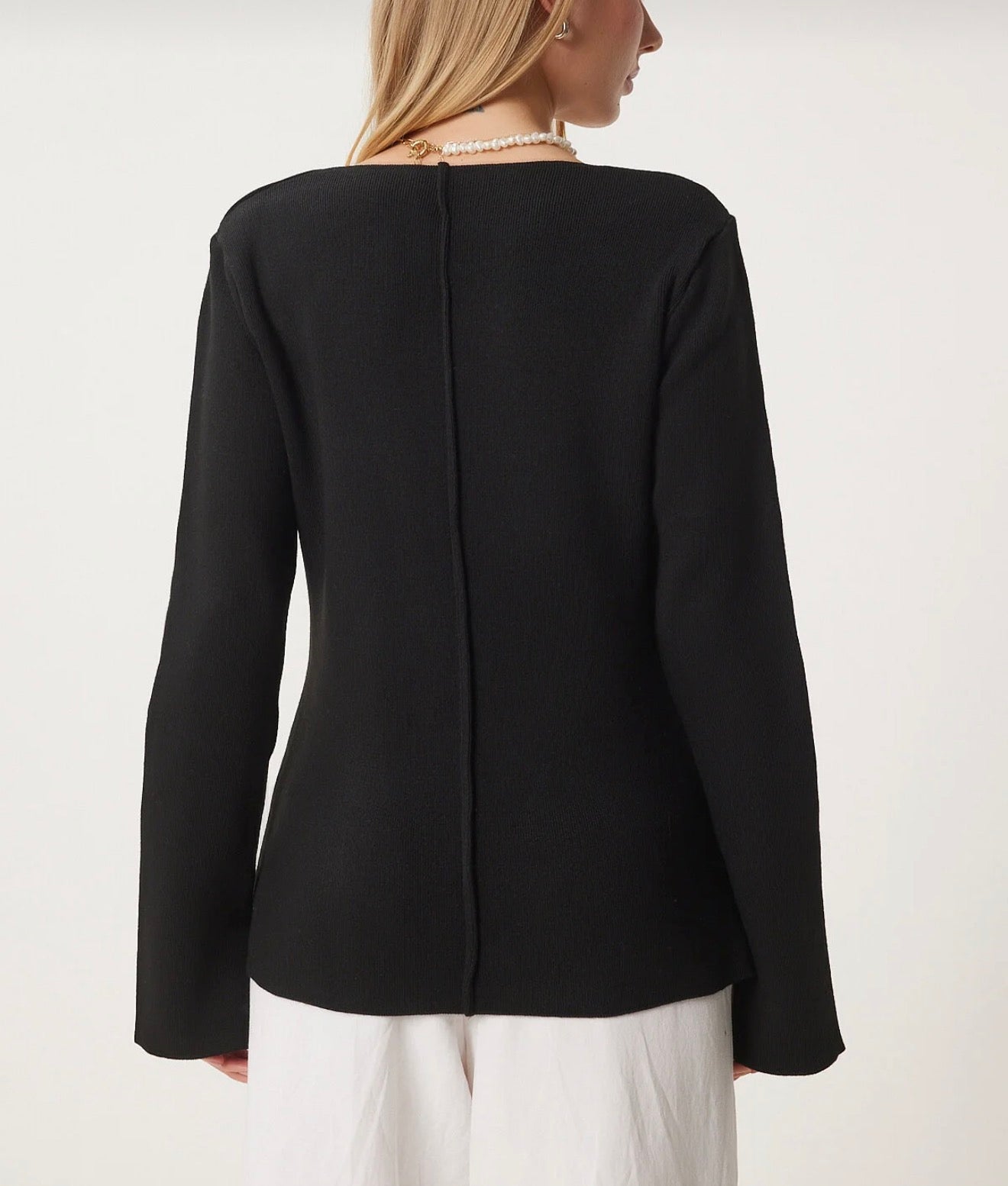 V-neck knitwear cardigan