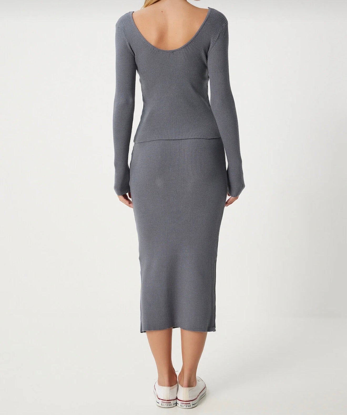 Blouse and knit skirt set