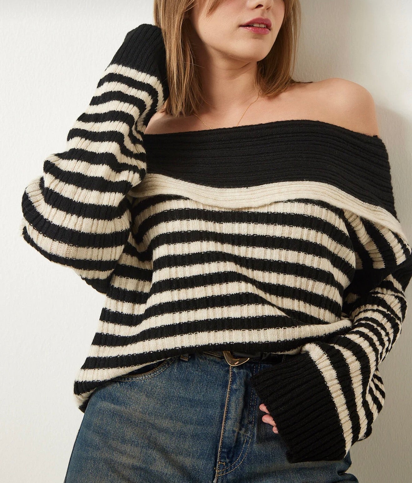 Collar striped knitwear sweater