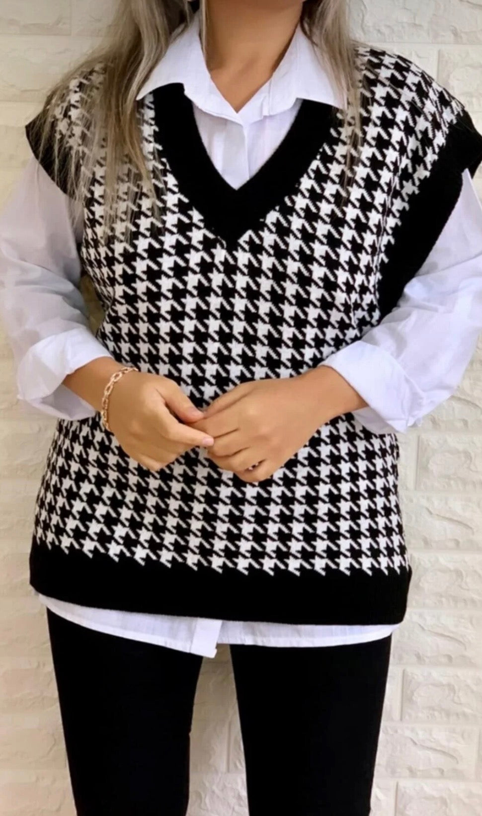Houndstooth print sweater