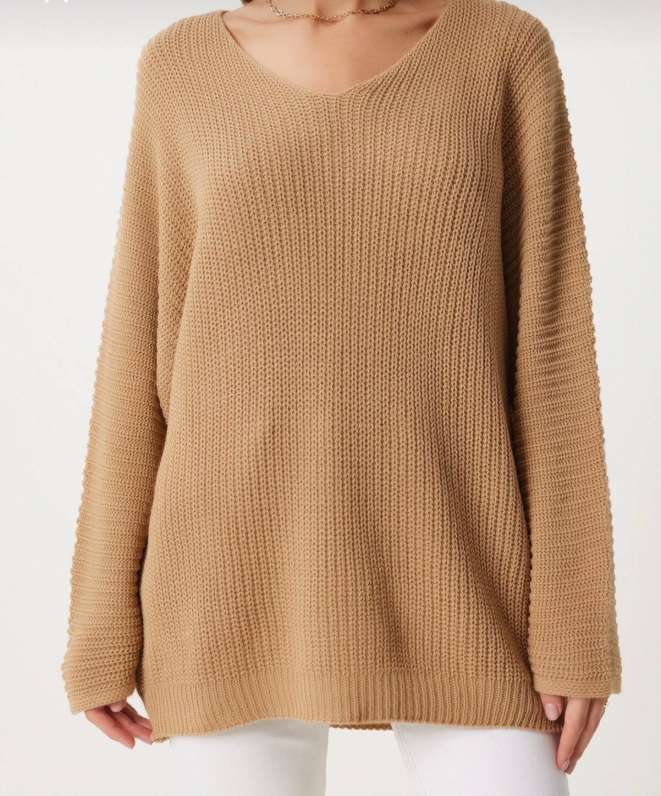 V-neck oversize knitwear sweater