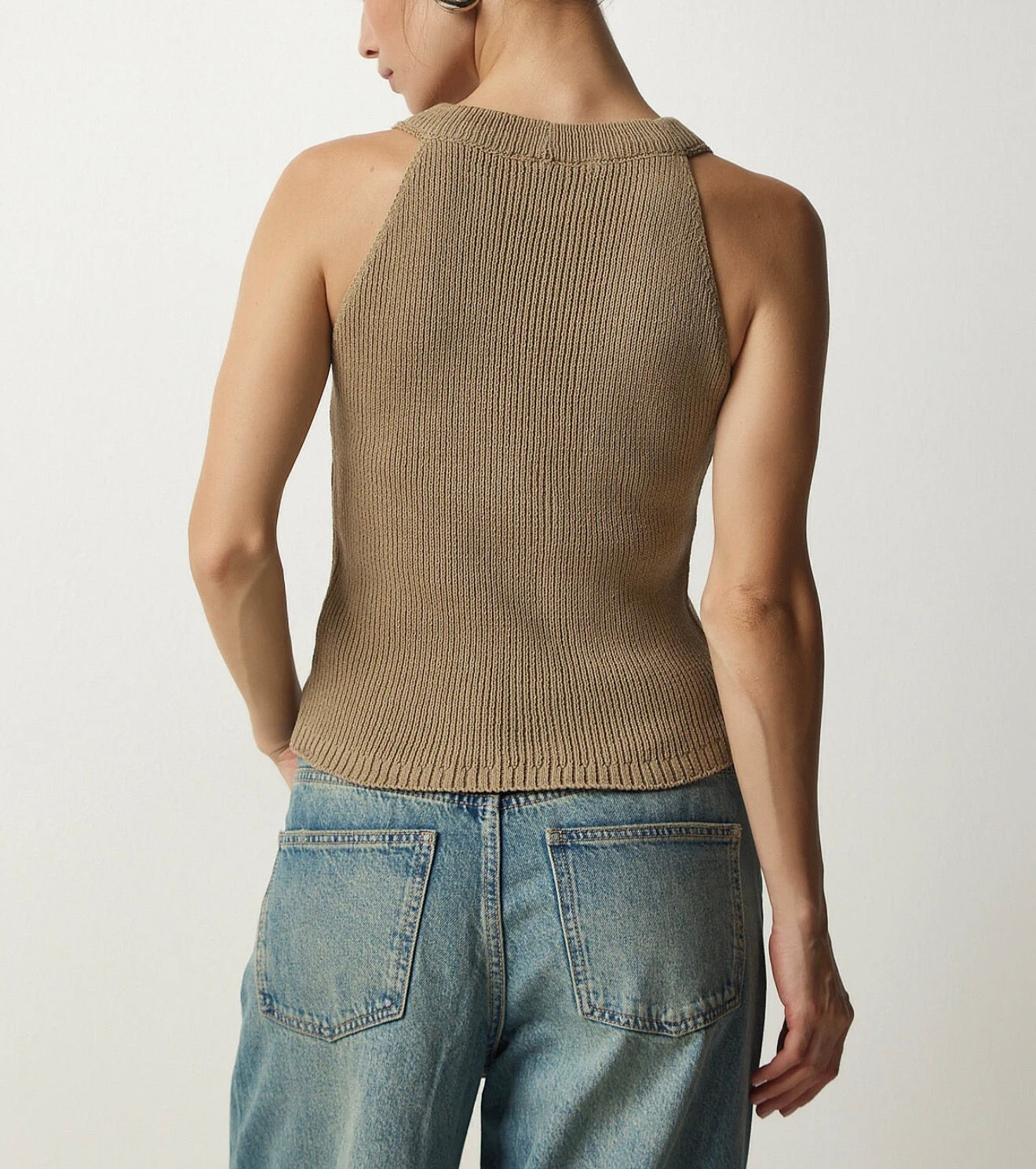 Halter collar knitwear vest