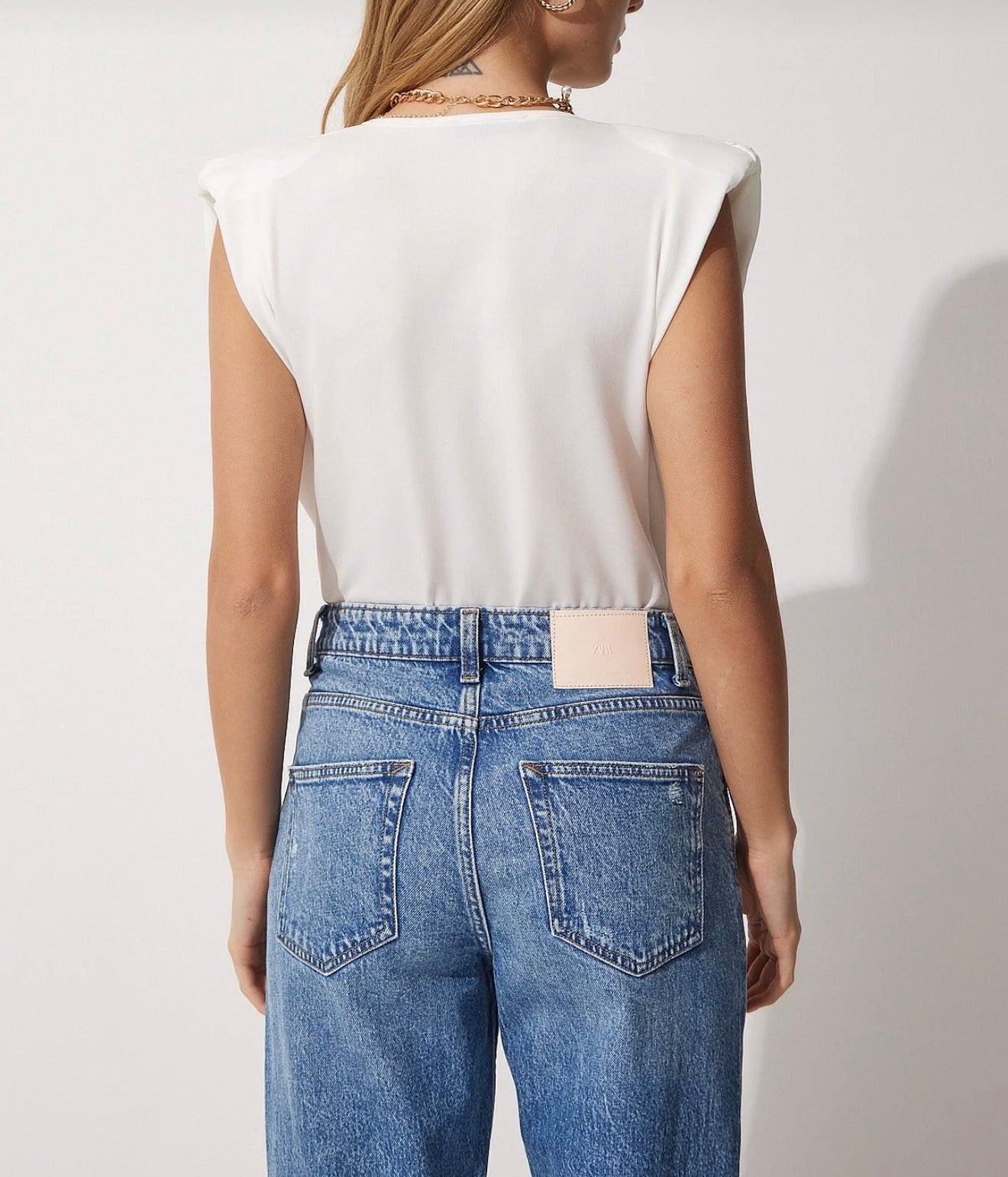 Collar padded knitted blouse