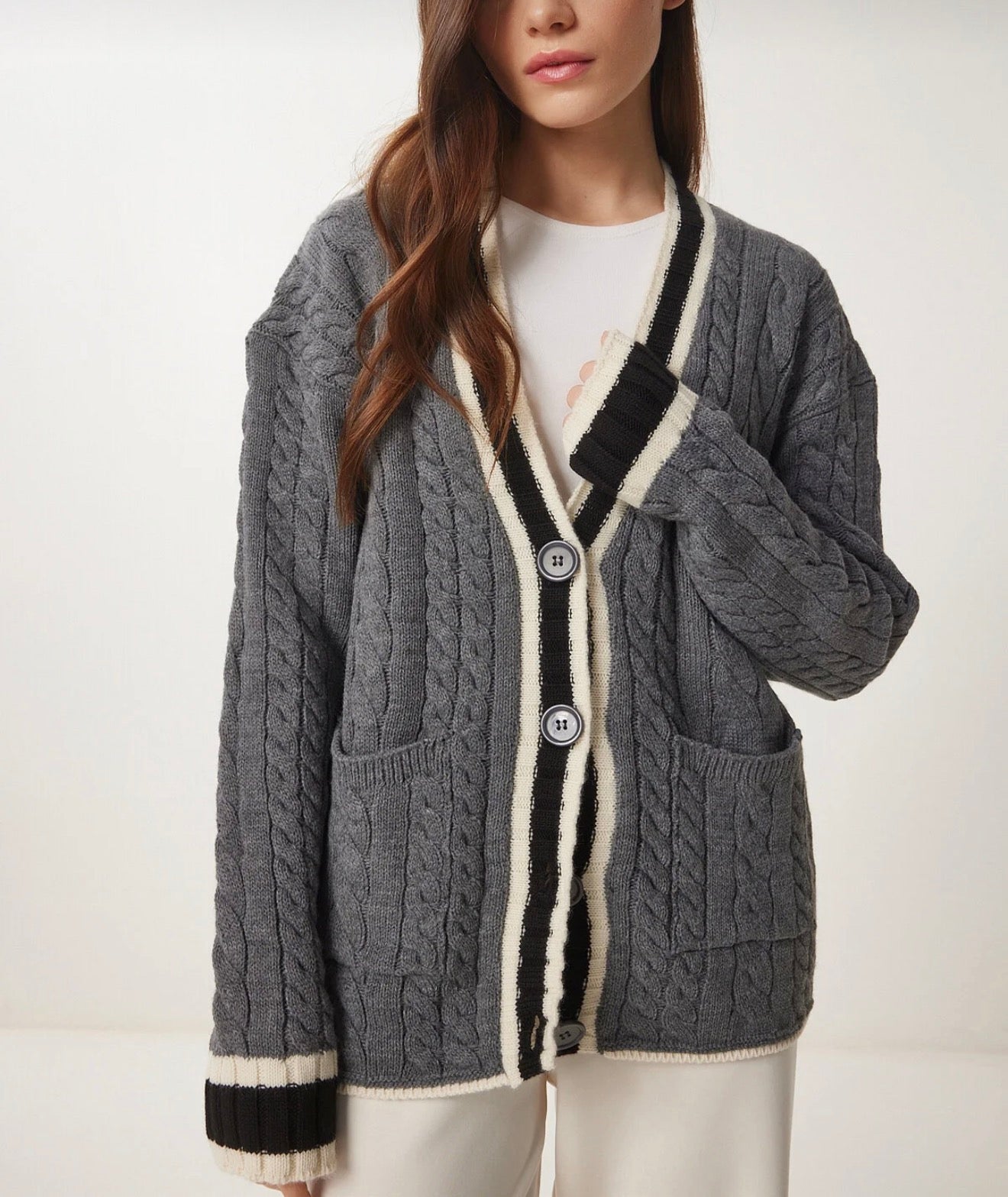 Knitted knitwear cardigan