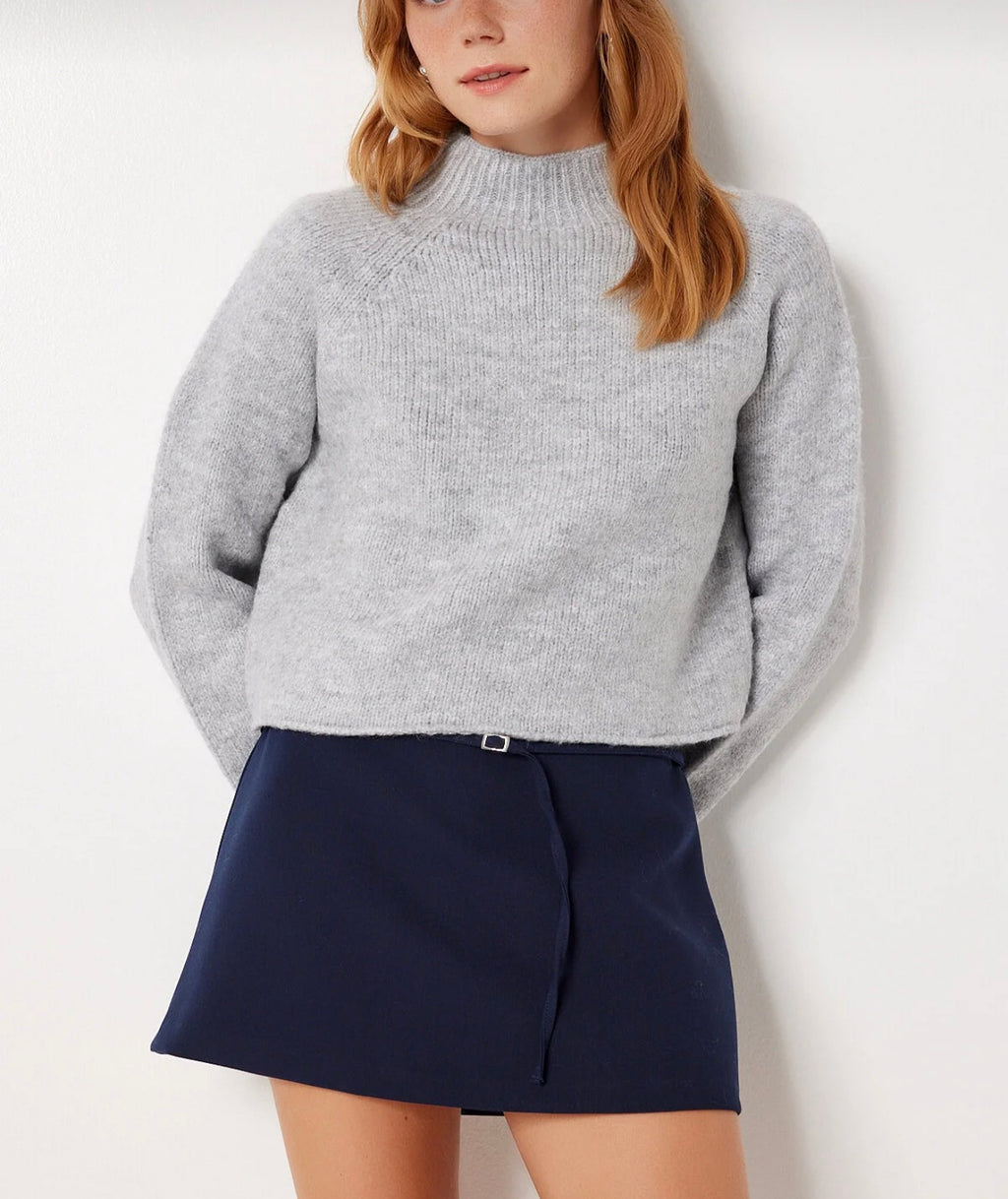 Basic crop knitwear sweater