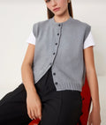 Crew neck knitwear vest