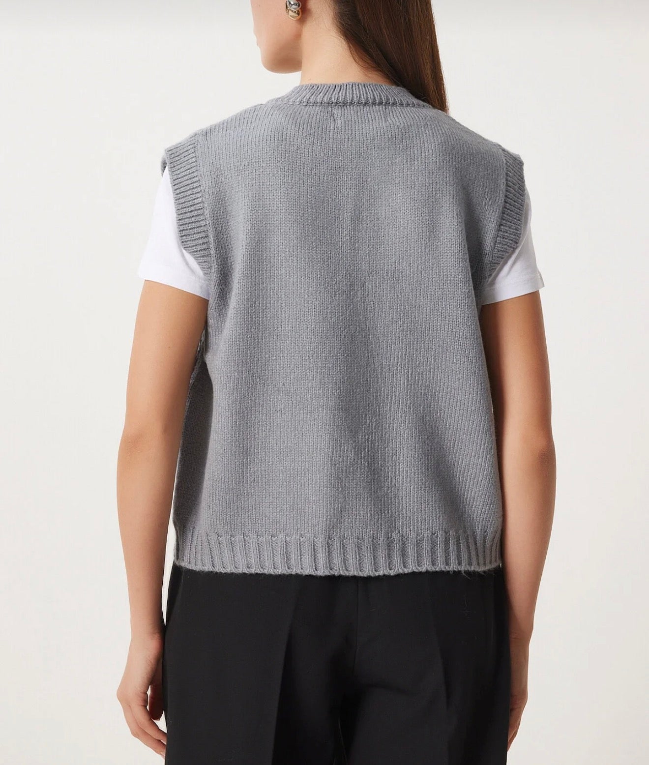Crew neck knitwear vest